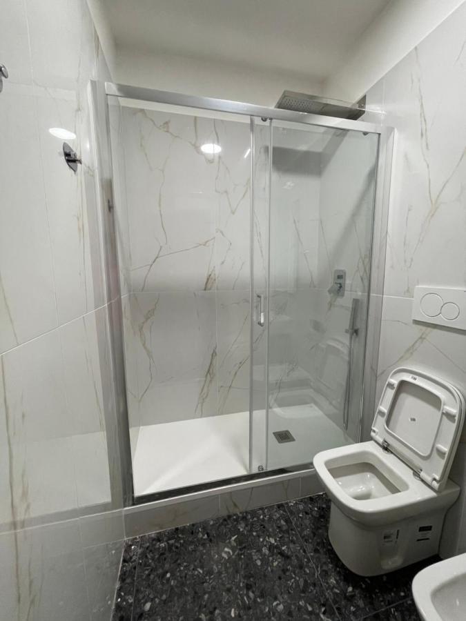 Due Passi Dal Mare Hotel ซาโวนา ภายนอก รูปภาพ